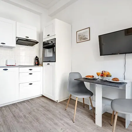 Perle - Welkeys Apartman *